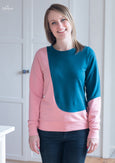hoodie-für-frühling-in-pastell-farben-mit-asymmetrischer-teilung